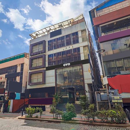 Collection O 29 Church'S Inn Near Cubbon Park Bangalore Exterior photo