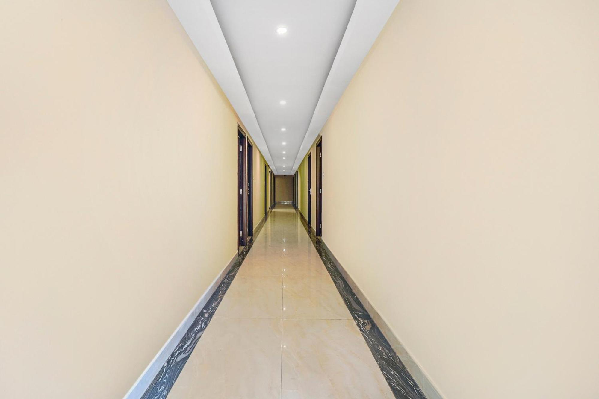 Collection O 29 Church'S Inn Near Cubbon Park Bangalore Exterior photo
