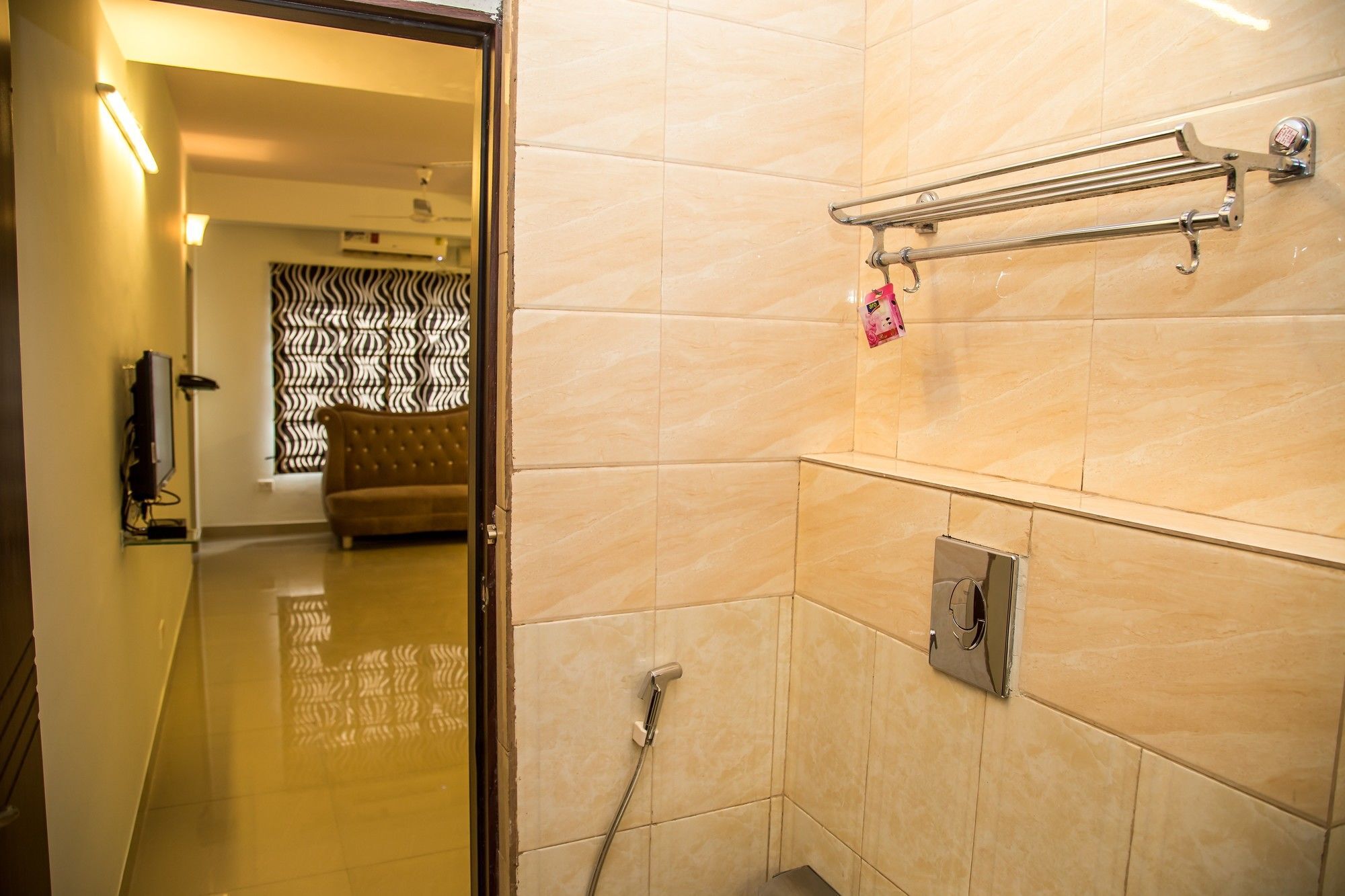 Collection O 29 Church'S Inn Near Cubbon Park Bangalore Exterior photo
